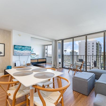 Waikiki Banyan W-Ocean Views With Free Parking! Apartment Honolulu Bagian luar foto