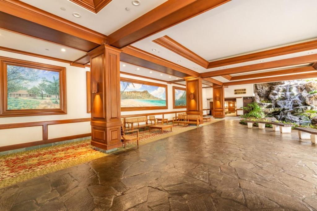 Waikiki Banyan W-Ocean Views With Free Parking! Apartment Honolulu Bagian luar foto