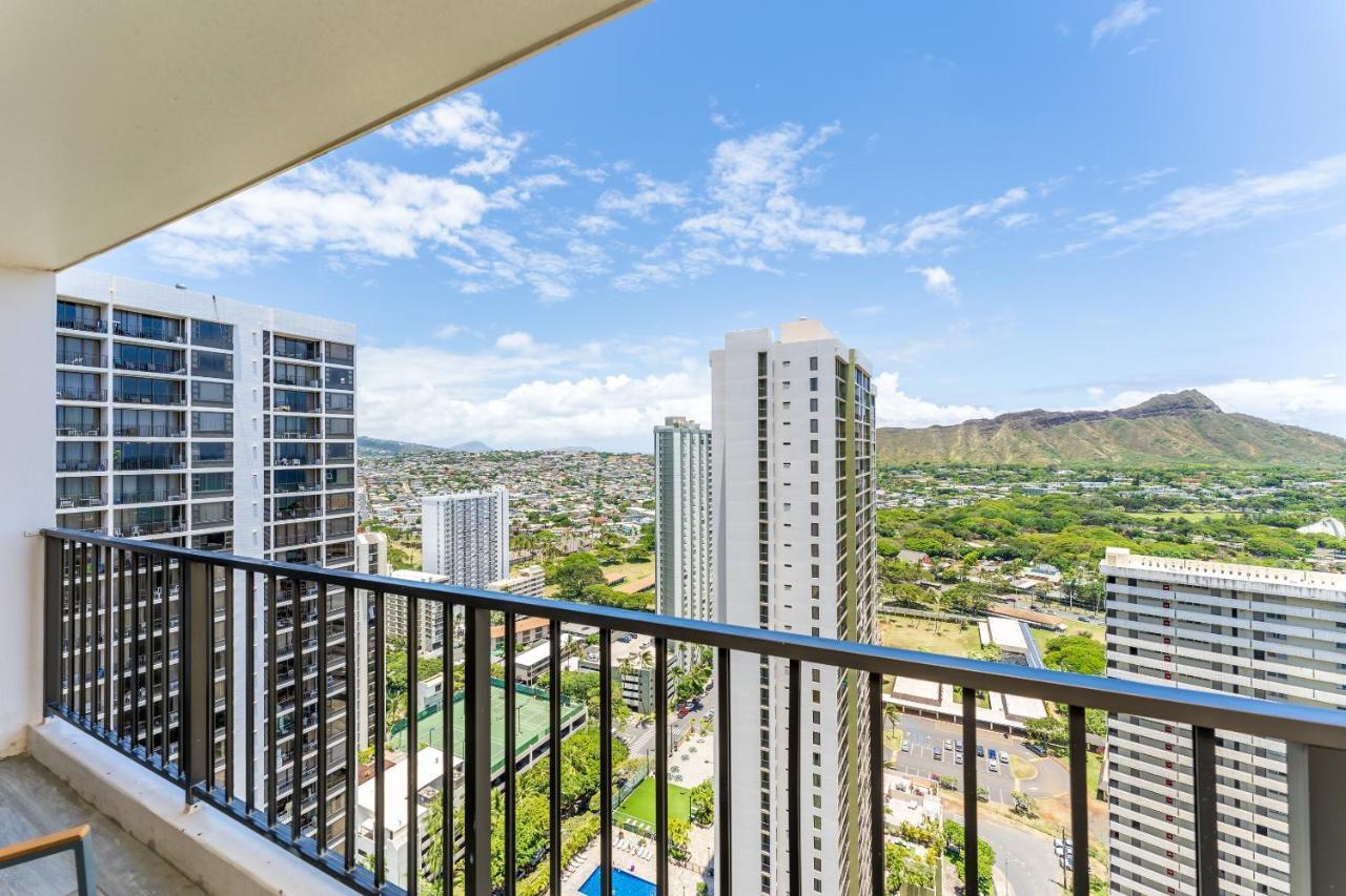 Waikiki Banyan W-Ocean Views With Free Parking! Apartment Honolulu Bagian luar foto